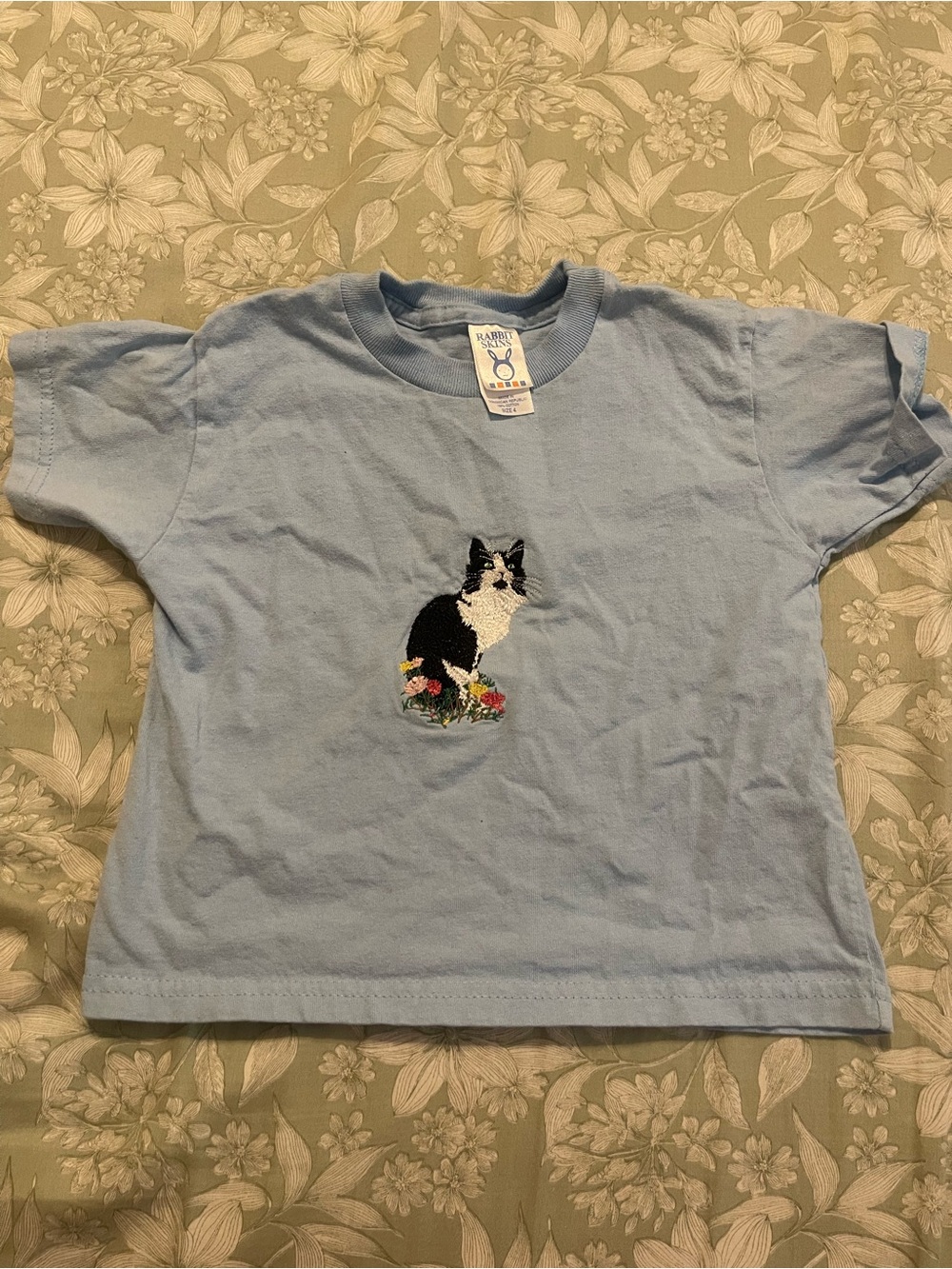 Light Blue Tee with Embroidered Black & White Cat kids